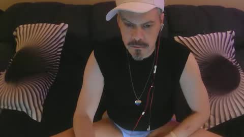 Snapshot of boyblond36 chatting on 28, 2, 2025 Slutty Stud online show from 28, 2, 2025