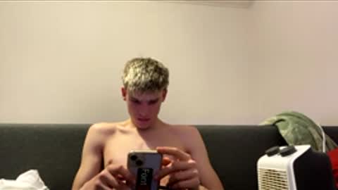 Snapshot of boyblondhetero chatting on 9, 1, 2026 boyblondhetero online show from 9, 1, 2026