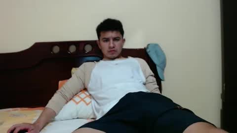 boyfit2023 online show from 4, 2, 2025