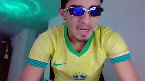 Snapshot of boyfriend_fuckme chatting on 25, 2, 2026 Felipe online show from 25, 2, 2026