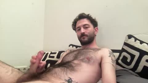 Snapshot of boyfriend_shrapnel chatting on 15, 12, 2024 boyfriend_shrapnel online show from 15, 12, 2024