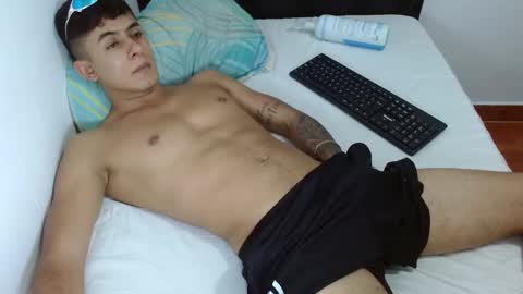 Snapshot of boyg_hots chatting on 5, 3, 2025 boyg_hots online show from 5, 3, 2025