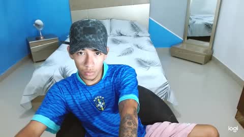 Snapshot of boyhot_sw chatting on 25, 1, 2025 boyhot_sw online show from 25, 1, 2025