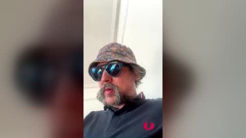 Snapshot of boyjarv chatting on 7, 7, 2026 jarv online show from 7, 7, 2026
