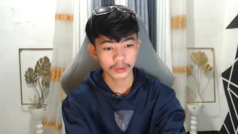 Snapshot of boynextdoor4ux chatting on 6, 12, 2024 HI IM JAMES DONT FORGET GIVE ME THUMBS UP AND JOIN TO MY FANCLUB online show from 6, 12, 2024