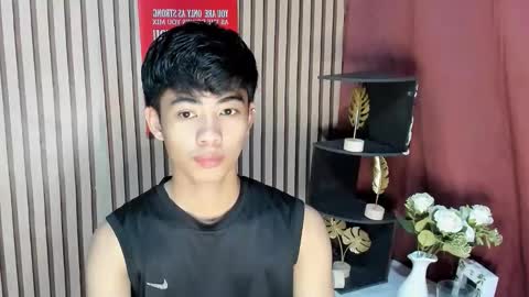 Snapshot of boynextdoor4ux chatting on 11, 9, 2025 HI IM JAMES DONT FORGET GIVE ME THUMBS UP AND JOIN TO MY FANCLUB online show from 11, 9, 2025