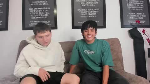 Snapshot of boys_wallen chatting on 3, 6, 2026 Manuel Brayan Steven online show from 3, 6, 2026