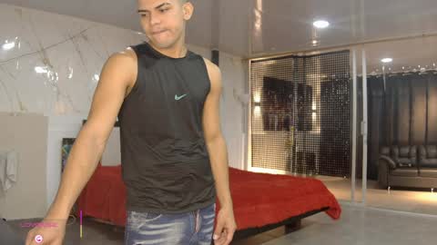 Snapshot of boysgang_sex chatting on 29, 5, 2026 Angelo Mark Fernando Taylor online show from 29, 5, 2026
