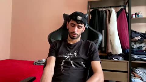 boyzinm2 online show from 5, 12, 2025