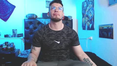 brad hot boy online show from 12, 10, 2025