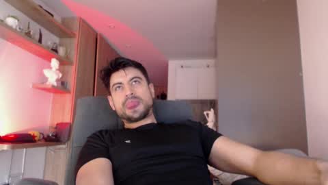 Bradley online show from 10, 9, 2025