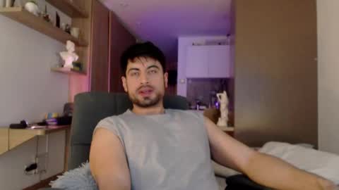 Bradley online show from 19, 9, 2025