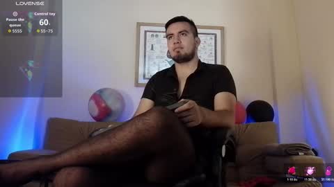 Bradley Colton Independ Model online show from 22, 10, 2025