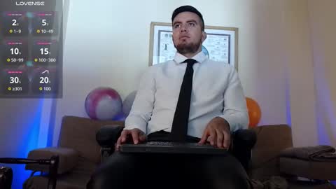 Bradley Colton Independ Model online show from 3, 12, 2025