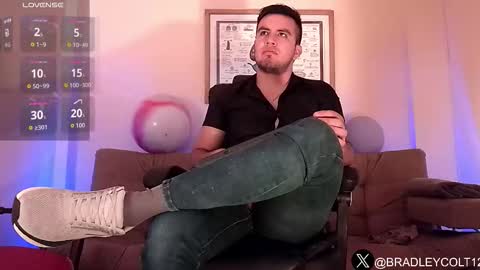 Bradley Colton Independ Model online show from 25, 3, 2026