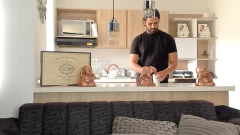 bradleymartin7 online show from 6, 1, 2025