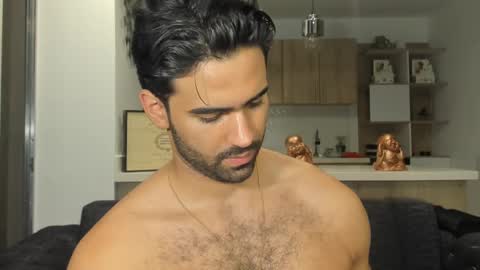 bradleymartin7 online show from 20, 2, 2025