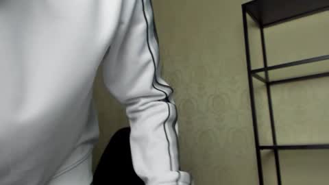 BrandonTateX online show from 10, 1, 2025