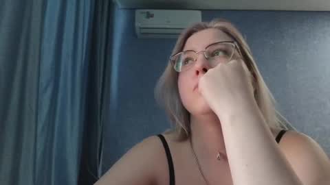 Belle  online show from 15, 3, 2026