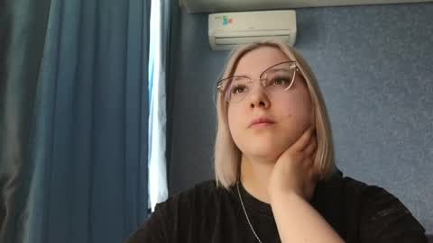 Belle  online show from 27, 3, 2026