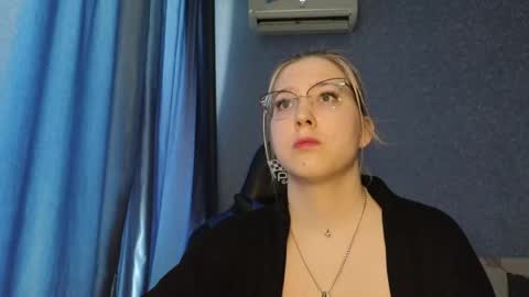 Belle  online show from 22, 5, 2026