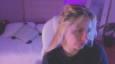 BRANDY  online show from 17, 9, 2025