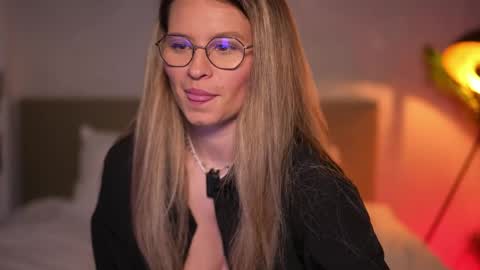 Snapshot of brandywhite chatting on 31, 5, 2026 Alex online show from 31, 5, 2026