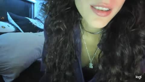 Snapshot of brattymartes_ chatting on 23, 10, 2025 Martes online show from 23, 10, 2025