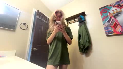 Snapshot of bray19509 chatting on 5, 2, 2026 bray19509 online show from 5, 2, 2026