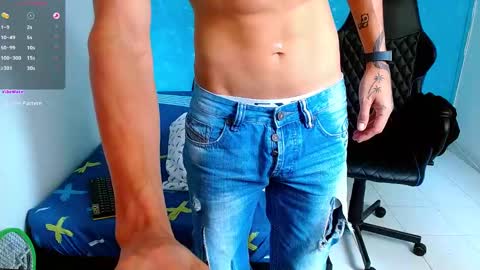 Snapshot of bray_hotboy chatting on 25, 2, 2025 Bray Hotboy online show from 25, 2, 2025