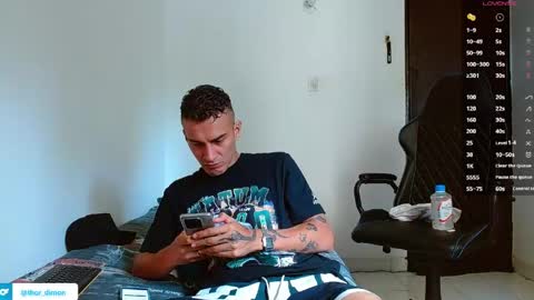 Snapshot of bray_hotboy chatting on 25, 4, 2026 Bray Hotboy online show from 25, 4, 2026