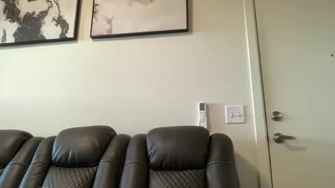 Snapshot of breezydoesit95 chatting on 5, 1, 2026 breezydoesit95 online show from 5, 1, 2026