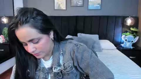 Snapshot of brenda__garcia chatting on 4, 7, 2026 online show from 4, 7, 2026