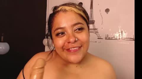 Snapshot of brenda_maz chatting on 22, 1, 2025 Brenda online show from 22, 1, 2025