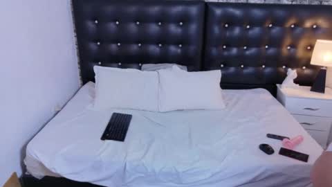 Snapshot of brenda_morrison18 chatting on 18, 11, 2025 brenda_morrison18 online show from 18, 11, 2025