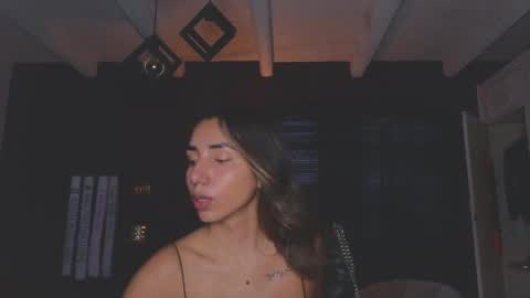 Snapshot of brendaaguerra chatting on 5, 1, 2025 brendaaguerra online show from 5, 1, 2025
