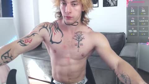 brendan__piks online show from 17, 10, 2025