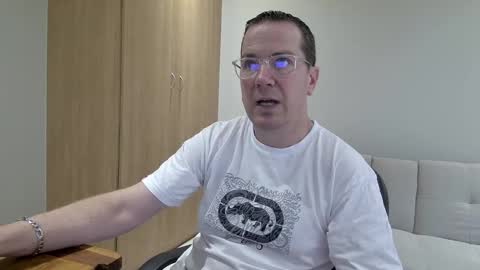 Snapshot of brettdj chatting on 3, 11, 2025 Brett online show from 3, 11, 2025