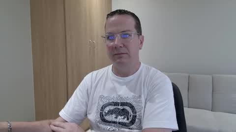 Brett online show from 30, 11, 2025