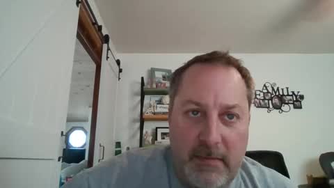 Snapshot of brettsky chatting on 2, 2, 2025 hey online show from 2, 2, 2025