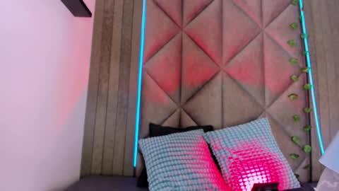 B R I A  online show from 4, 11, 2025