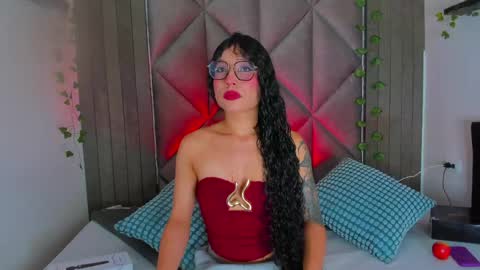 Snapshot of briaconner_ chatting on 7, 5, 2026 B R I A online show from 7, 5, 2026