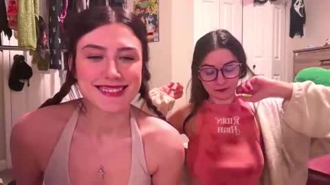 Brianna3 online show from 19, 2, 2025