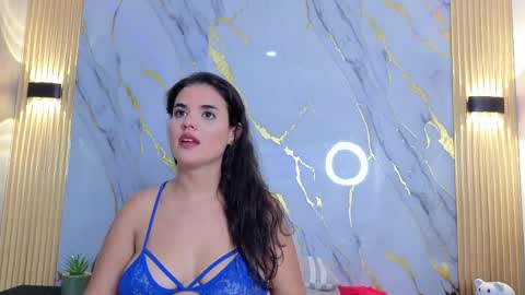 Snapshot of briana_7777 chatting on 15, 4, 2026 Manuela online show from 15, 4, 2026