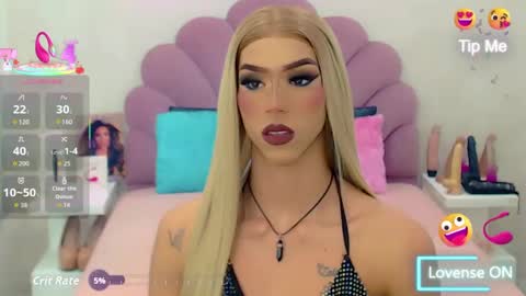 BRIANA online show from 3, 10, 2025