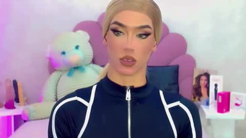 BRIANA online show from 22, 3, 2026