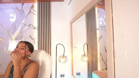 Snapshot of brianalane chatting on 19, 5, 2026 Briana Lane online show from 19, 5, 2026