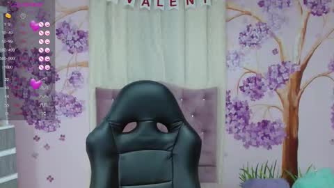 DAYANNA online show from 7, 2, 2025