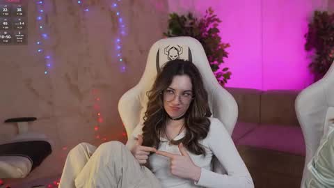 Diamonds Girls online show from 11, 2, 2025