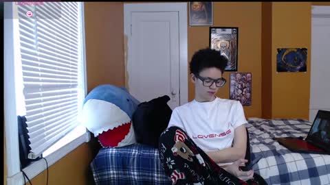 Strawberry online show from 12, 1, 2025